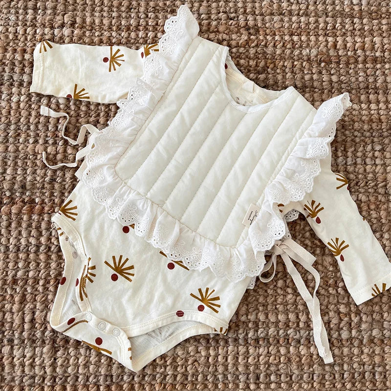 Baby Girls Cotton Lace Bibs Soft Cotton Adjustable Lace-up Baby Bib Newborn Burp Cloths for Toddler Kids Feeding Vest Apron