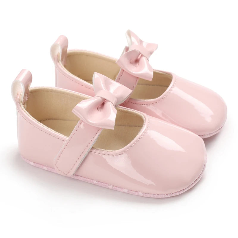 Golden 0-18M Baby Girl Shoes Cute Bow Flat Shoes Soft Sole Newborn Princess Walker Sandals Formal Baby Shoes