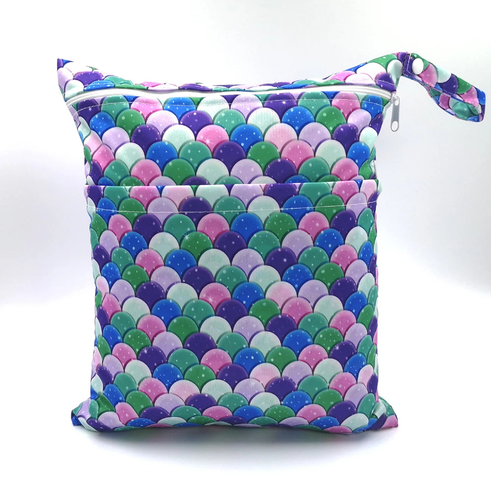 New pattern diaper bags waterproof and moisture proof double zipper design dry wet separation baby carrier bags