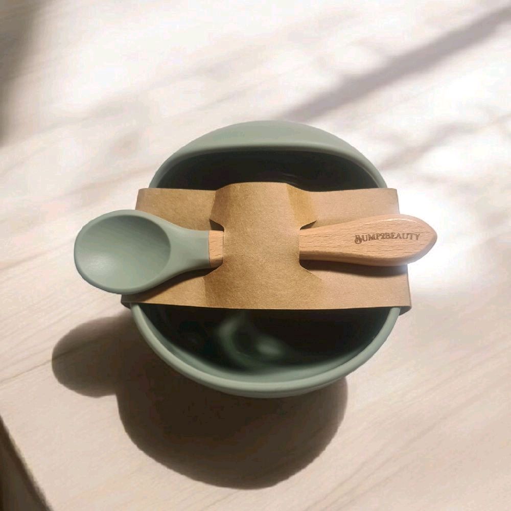 Bump2Beauty Sage Green Silicone Feeding Bowl & Spoon Set