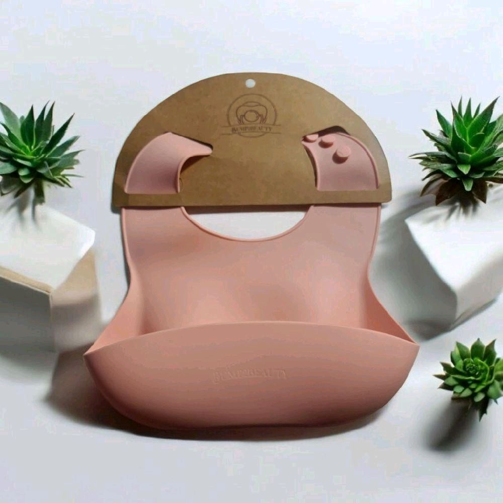 Bump2Beauty Pale Pink Silicone Feeding Bib